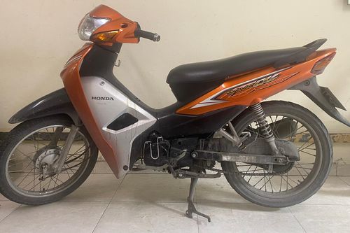 Tìm chủ sở hữu xe máy Honda Wave trong vụ gây rối trật tự công cộng