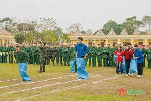 Rộn ràng tháng ba ở 'Bốn ba'