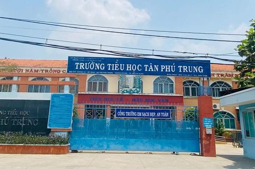 Hiệu trưởng Trường Tiểu học Tân Phú Trung (Củ Chi) tường trình sự việc 'lỡ tay' đánh học sinh