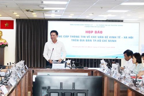 Ngân hàng Nhà nước lên tiếng vụ dư nợ thẻ tín dụng từ 8,5 triệu đồng lên 8,8 tỷ đồng