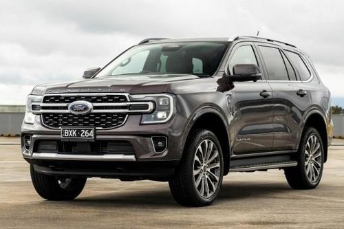 Cận cảnh Ford Everest Platinum 2024 vừa ra mắt tại Thái Lan, giá 1,58 tỷ đồng