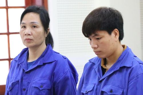 Rủ cháu ruột đi xách thuê ma túy cả hai lĩnh án