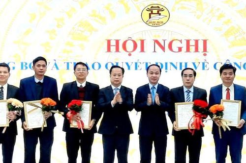 Sở GD-ĐT Hà Nội quyết định điều động, bổ nhiệm hàng loạt hiệu trưởng