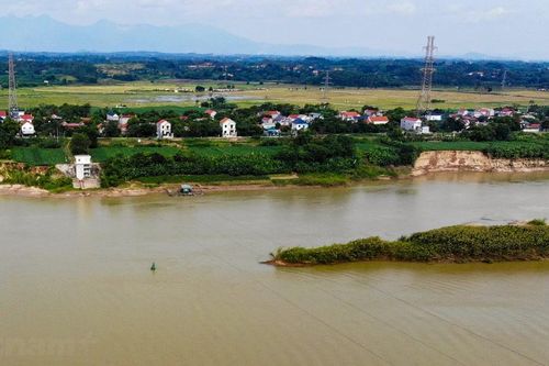 Nguồn nước đang 'quá thiếu, quá bẩn': Cần hợp tác chia sẻ, tránh xung đột