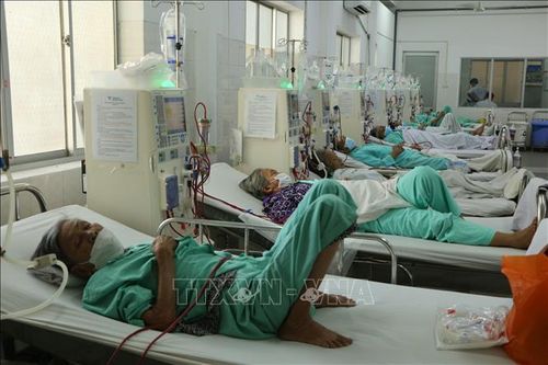Long An: Thiếu máy chạy thận trầm trọng, người bệnh gặp khó
