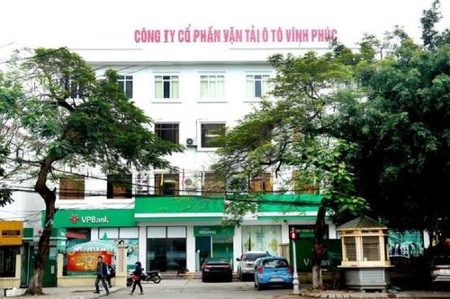 Tạm hoãn xuất cảnh Giám đốc Công ty cổ phần Vận tải ô tô Vĩnh Phúc Nguyễn Văn Thắng