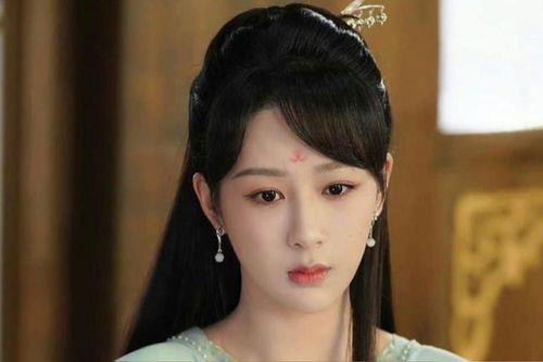 Hé lộ danh tính nữ diễn viên nhận thù lao 345 tỷ đồng cho một bộ phim, dân mạng bất bình