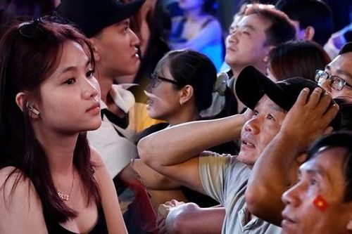 Người hâm mộ hụt hẫng sau trận thua của Đội tuyển Việt Nam