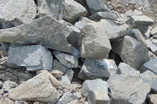 44 giấy phép khai thác khoáng sản còn hiệu lực
