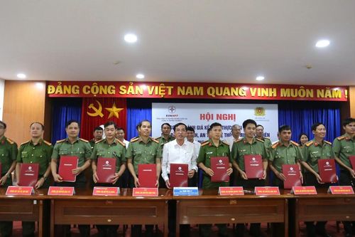 Sơ kết quy chế phối hợp giữa Công ty Truyền tải điện 3 với Công an tỉnh Gia Lai