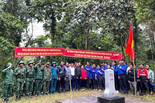 Kể chuyện cùng cột mốc biên cương