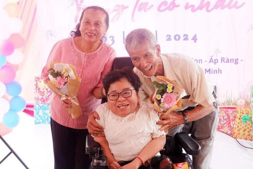 Chìa khóa hạnh phúc của cô gái xương thủy tinh