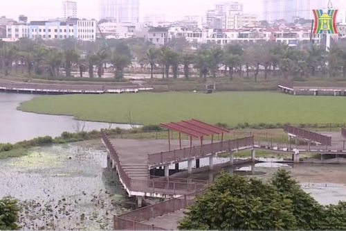 Công viên bỏ hoang trong khi dân thiếu chỗ thư giãn
