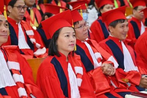 Học viên khóa đầu tiên theo chương trình định hướng ứng dụng của Trường ĐH Y dược TPHCM tốt nghiệp