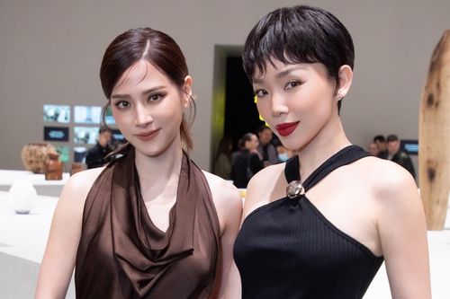 Khoảnh khắc Tóc Tiên chung khung hình với Baifern