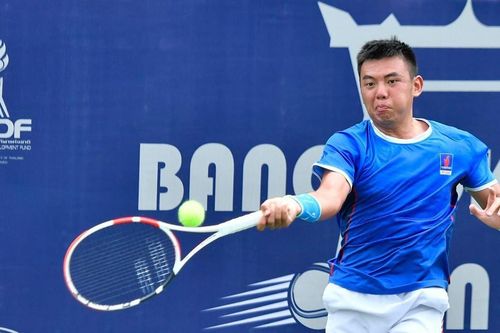Thắng dễ tay vợt Thái Lan, Lý Hoàng Nam vào bán kết ở Ấn Độ, tái ngộ niềm hy vọng chủ nhà