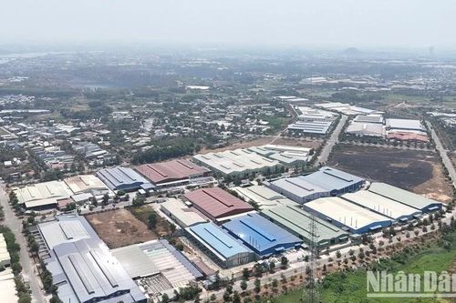 Xử lý các sai phạm tại Cụm công nghiệp gốm sứ Tân Hạnh
