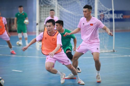 Đội tuyển futsal Việt Nam nâng cao cường độ tập luyện