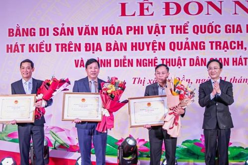 Nghệ thuật trình diễn dân gian Hát Kiều nhận bằng Di sản văn hóa phi vật thể quốc gia