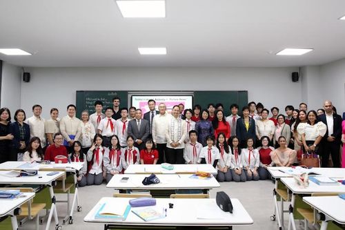 Đoàn Ủy ban giáo dục Quốc hội Philippines khảo sát, tìm hiểu mô hình giáo dục hiện đại ở Hà Nội