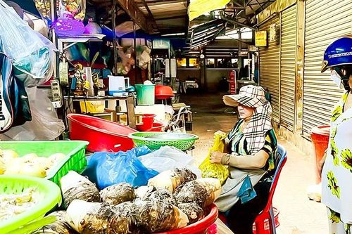 Sức mua yếu, giá hàng hóa vẫn tăng