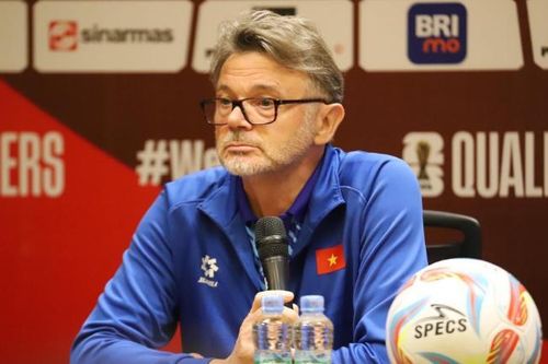 HLV Troussier thất vọng khi liên tục thua Indonesia
