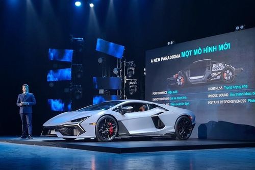Cận cảnh siêu xe hybrid Lamborghini Revuelto vừa ra mắt tại Việt Nam, giá 44 tỷ đồng