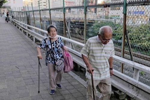 Chuyện người Nhật sợ...sống lâu trăm tuổi
