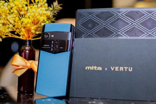 Giới thượng lưu Việt Nam dần chuyển sang điện thoại Vertu 4G/5G