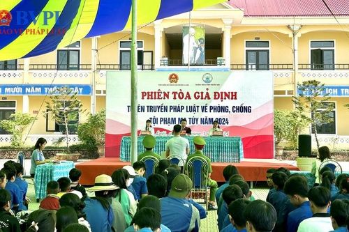Tuyên truyền phòng, chống ma túy trong học đường qua phiên tòa giả định