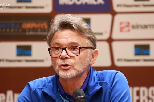 Huấn luyện viên Troussier: 'Chúng tôi sẽ nỗ lực tối đa ở trận lượt về tại sân Mỹ Đình'