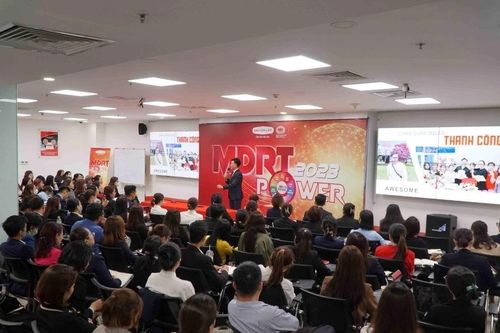 Dai-ichi Life Việt Nam nâng cao chất lượng bán hàng kênh bancassurance