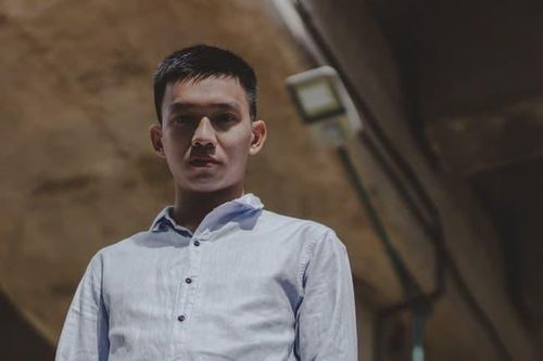 Chưa kịp vui mừng khi mẹ muốn sang tên sổ đỏ cho vợ chồng tôi, bất ngờ chị gái đã quỳ sụp xuống khóc lóc xin lỗi