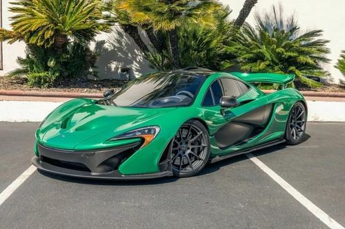 Pin của siêu xe McLaren P1 mua được một chiếc Porsche 911