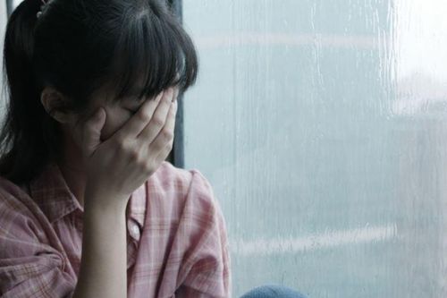 Chú thím ép tôi chia tay mối tình đầu để cưới người đàn ông lạ: 10 năm sau tôi òa khóc khi biết sự thật