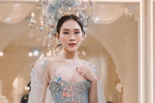 Hoa hậu Mai Phương lộng lẫy trong thiết kế lỡ hẹn Miss World 2023