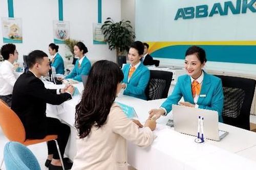 ABBANK tăng cường hỗ trợ doanh nghiệp SME đẩy mạnh kinh doanh năm 2024
