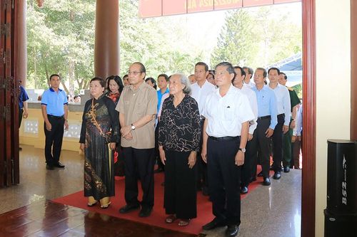 An Giang tổ chức lễ tưởng niệm 44 năm Ngày mất Chủ tịch Tôn Đức Thắng