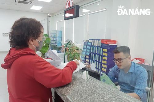 Nghịch lý thị trường lao động