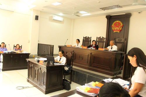 Xét xử 32 bị cáo trốn thuế trong chuyên án xăng dầu 920G: Các bị cáo xin giảm nhẹ hình phạt vì chỉ làm theo chỉ đạo của cấp trên