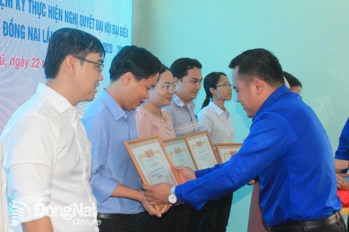 Thầy thuốc trẻ đóng góp 238 đề tài nghiên cứu khoa học các cấp