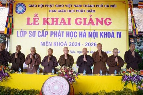 Hà Nội: Trường Trung cấp Phật học Thủ đô khai giảng Lớp Sơ cấp Phật học khóa IV