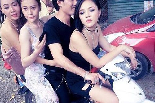 Đường tình trắc trở của 3 gái làng chơi trong phim Quỳnh búp bê