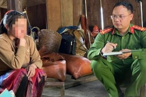 Bé gái 14 tuổi bị gia đình ép lấy cậu ruột làm chồng
