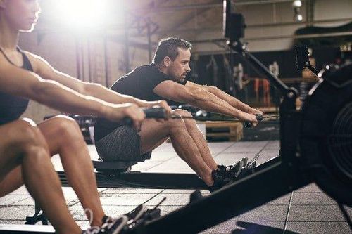 8 bài tập tim mạch tác động thấp để giảm cân