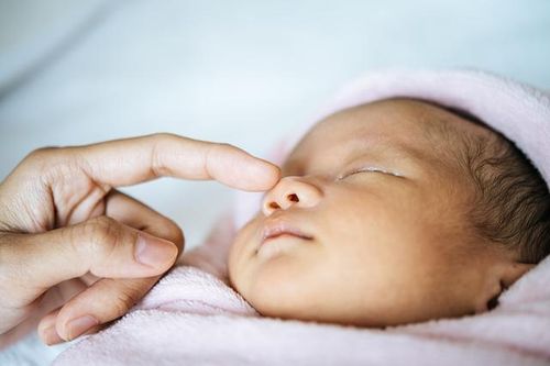 Ho gà gia tăng, nguy cơ bệnh tử với trẻ dưới 1 tuổi