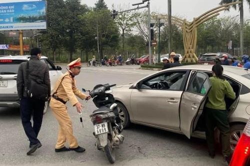 Cần có thái độ ứng xử đúng mực khi xảy ra va chạm giao thông