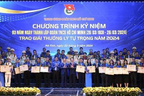 100 cá nhân nhận giải thưởng Lý Tự Trọng tại Lễ kỷ niệm 93 năm ngày thành lập Đoàn