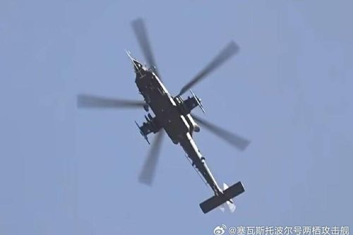 Trung Quốc bất ngờ ra mắt trực thăng tấn công 'bản sao Mi-28'