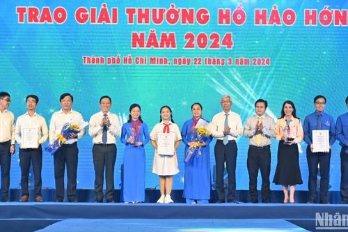 Thành phố Hồ Chí Minh trao giải thưởng Hồ Hảo Hớn cho 12 mô hình tiêu biểu
